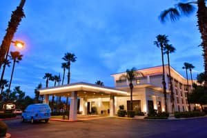 thumbnail: Exterior