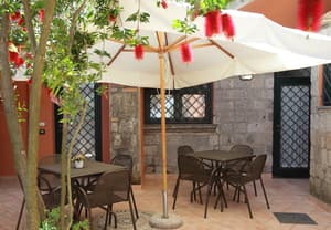 thumbnail: Terrace/patio