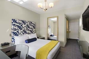 thumbnail: Room