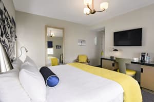thumbnail: Room
