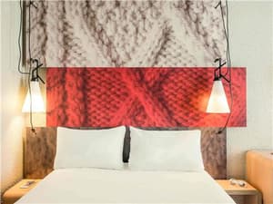 thumbnail: Guest Room,On-Site