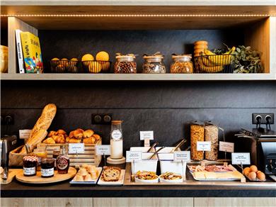 Dining,Dining Area,Breakfast,On-Site