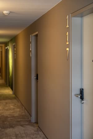 thumbnail: Hallway