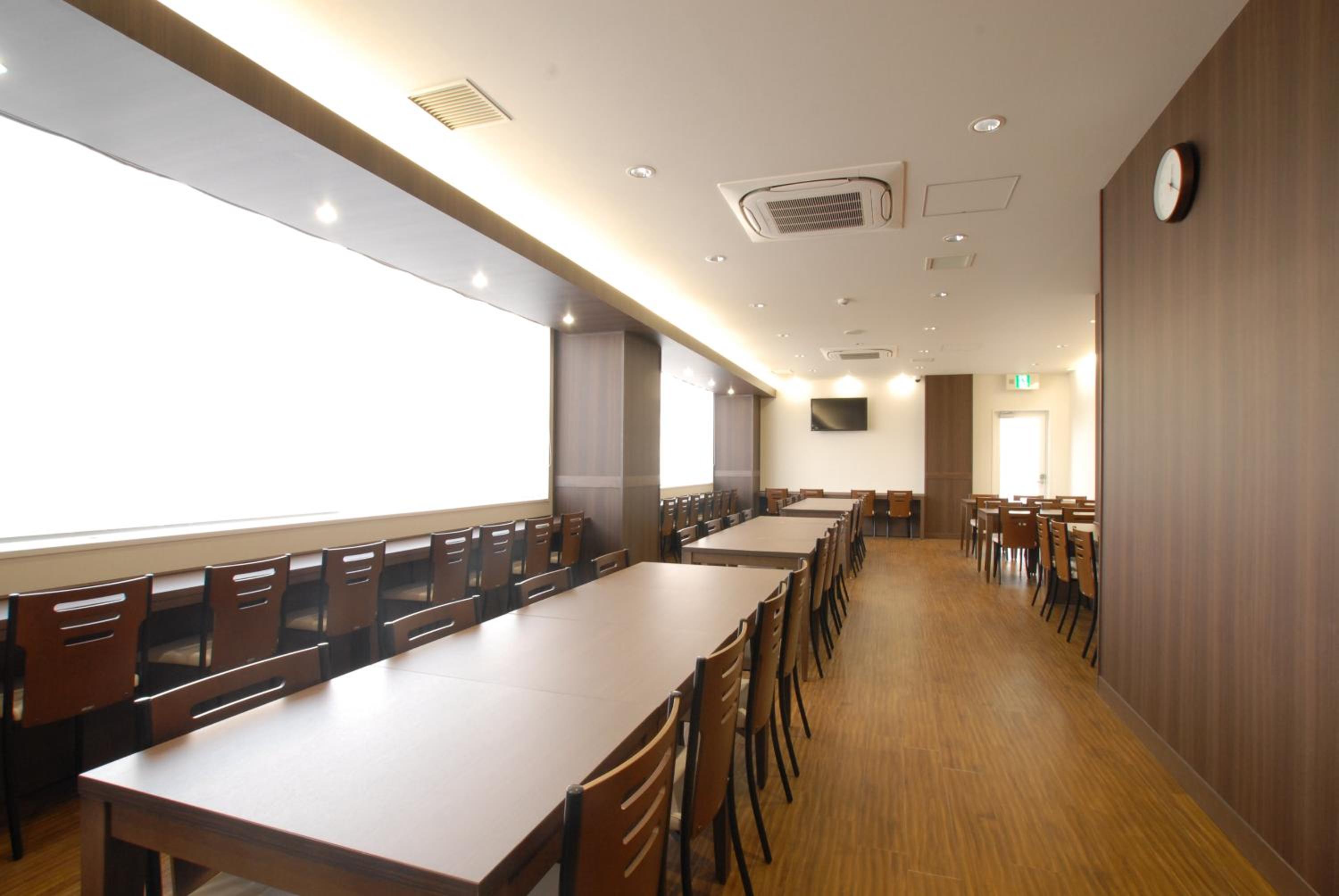 Restaurant-cafeteria
