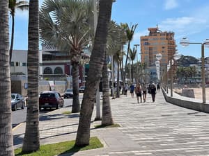 thumbnail: Exterior