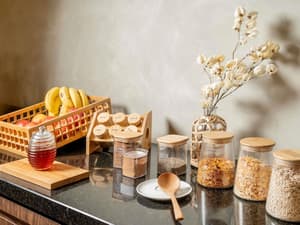 thumbnail: Breakfast area