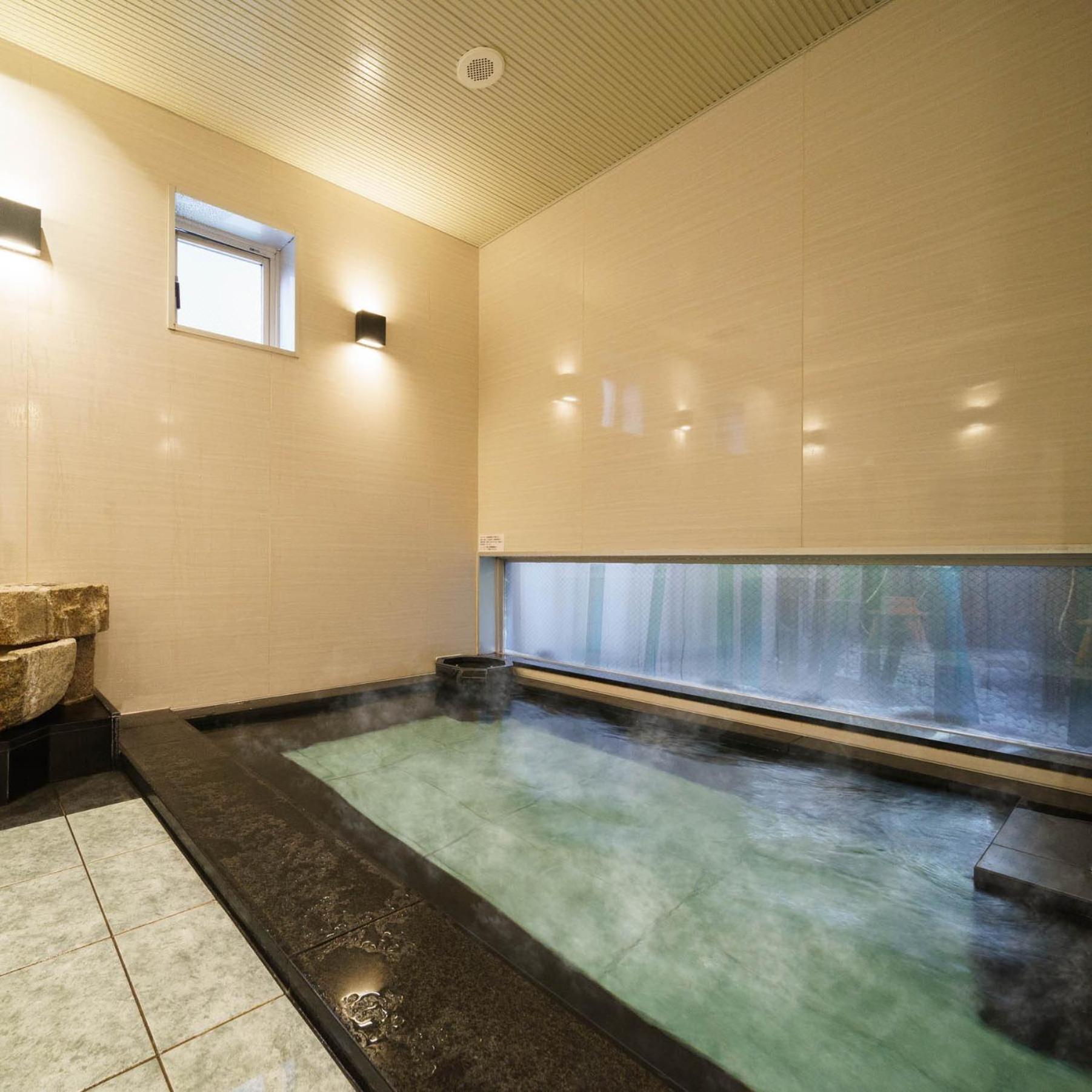 Swimming pool-spa