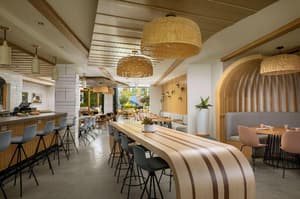 thumbnail: Restaurant