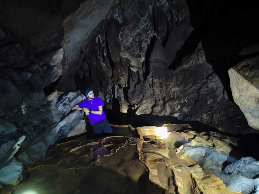 Spelunking/cave exploring