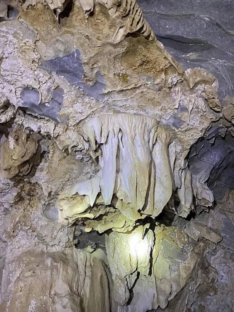 Spelunking/cave exploring