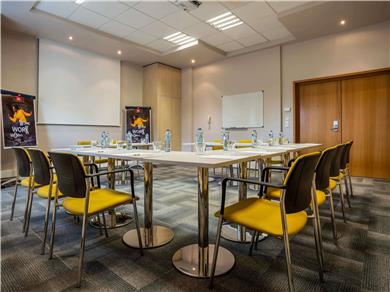 On-Site,Business/Events,Meeting Room,Miscellaneous