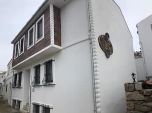thumbnail: Exterior
