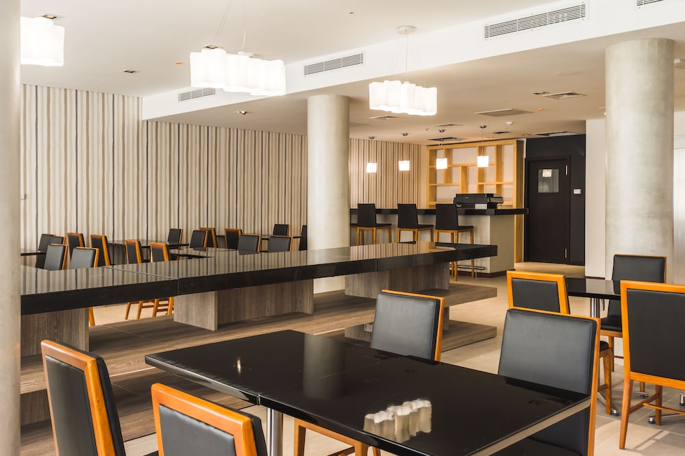 Restaurant-cafeteria