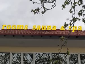 thumbnail: Front of property