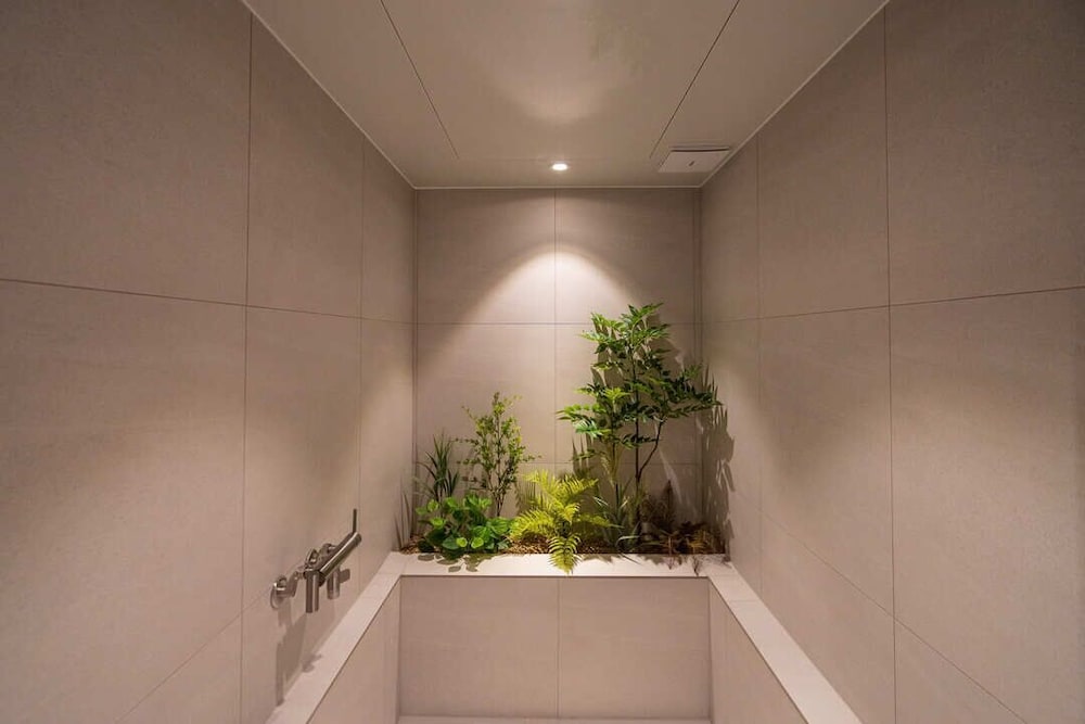 Private spa tub