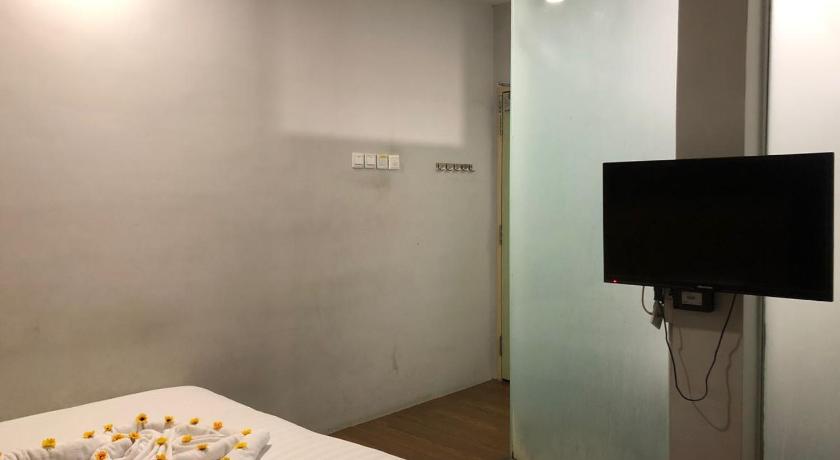 453917802.jpg