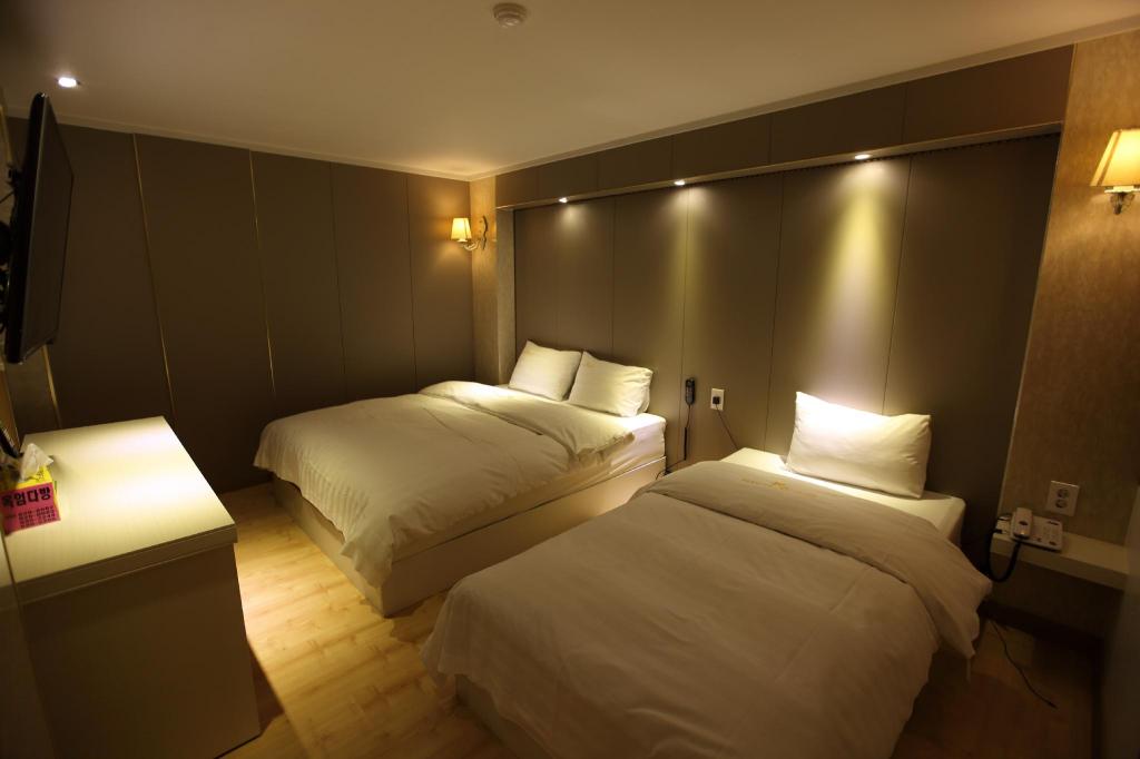 ed386469ed12849ced2065cf866a75cb.jpg