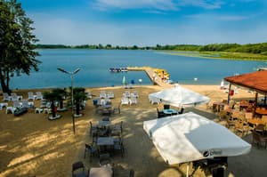 thumbnail: Beach bar