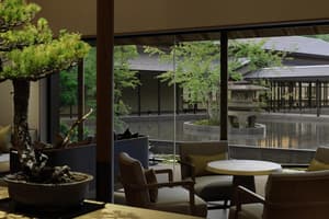 thumbnail: Exterior