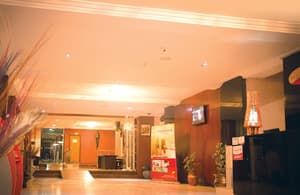 thumbnail: Interior entrance