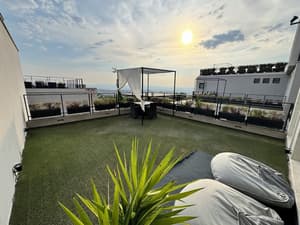 thumbnail: Terrace/patio