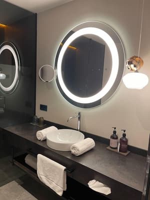 thumbnail: Bathroom