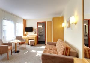 thumbnail: General view
