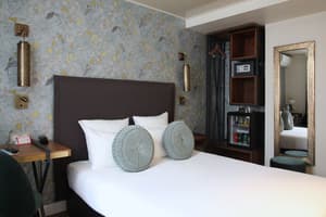 thumbnail: Room