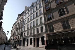 thumbnail: Front of property