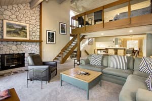 thumbnail: Living room