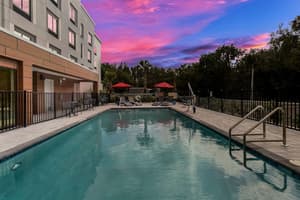 thumbnail: Pool