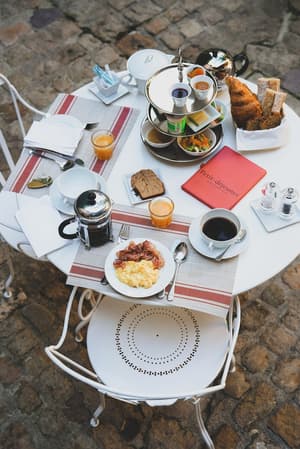 thumbnail: Breakfast buffet