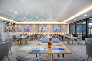 thumbnail: Restaurant