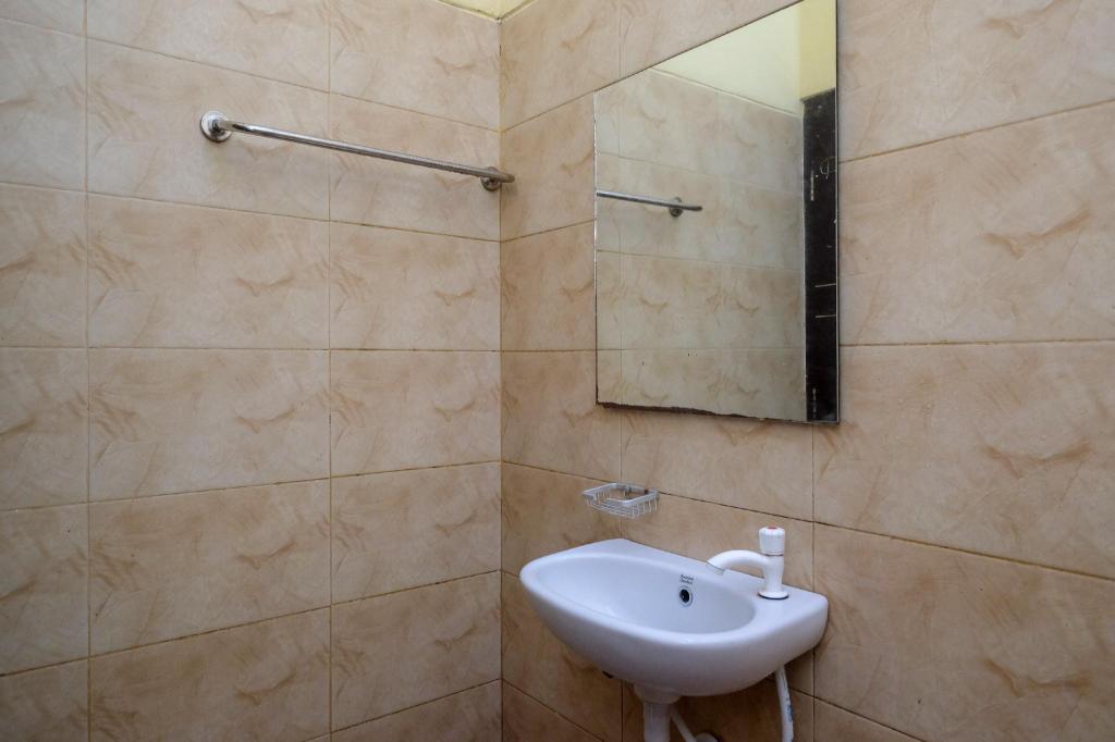 f275230c5a9eba4bede3dfe0826fb150.jpg