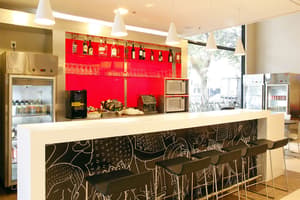 thumbnail: Bar (on property)