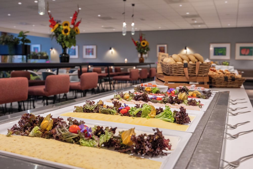 Restaurant-cafeteria