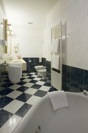 thumbnail: Bathroom