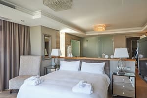 thumbnail: Room