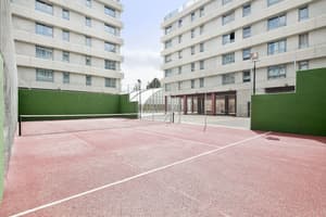 thumbnail: Tennis court