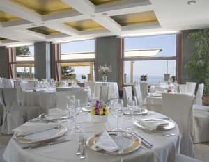 thumbnail: Restaurant