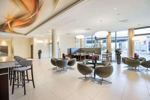 thumbnail: Bar (on property)