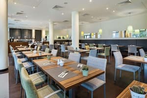 thumbnail: Restaurant