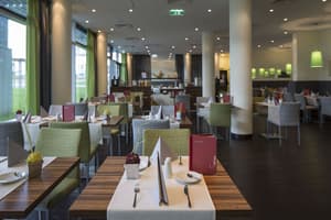 thumbnail: Breakfast area