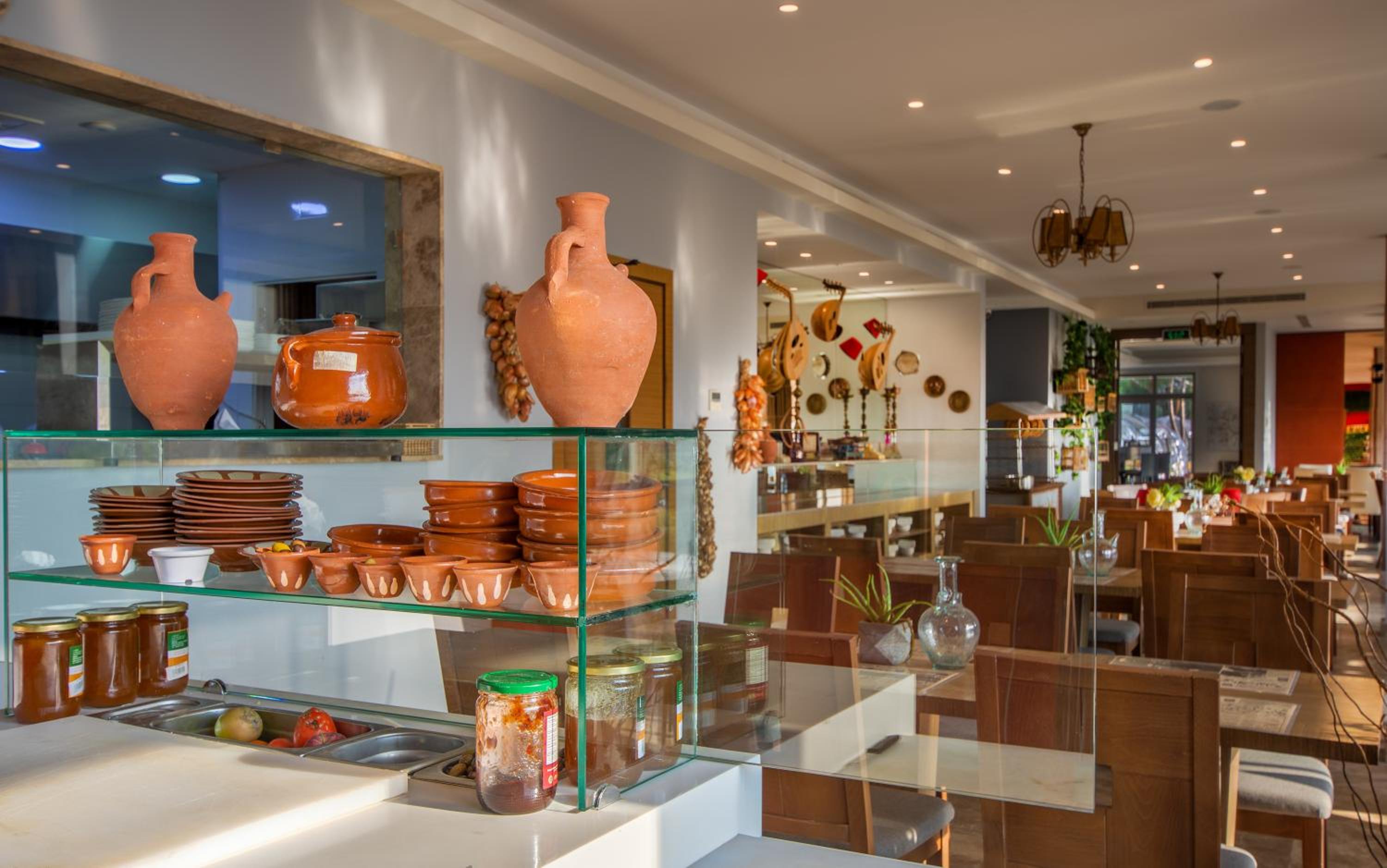 Restaurant-cafeteria