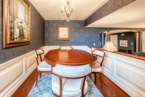 thumbnail: Dining room