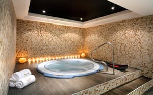 thumbnail: Spa