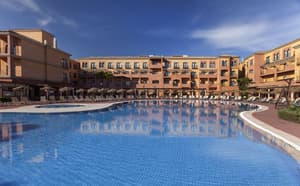 thumbnail: Outdoor pool