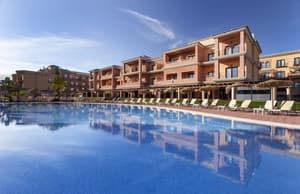 thumbnail: Outdoor pool