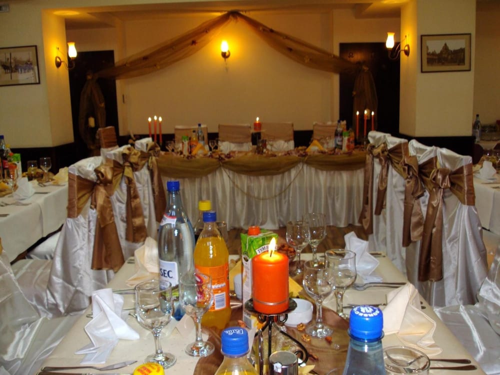 Restaurant-cafeteria