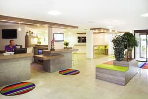 thumbnail: Interior entrance
